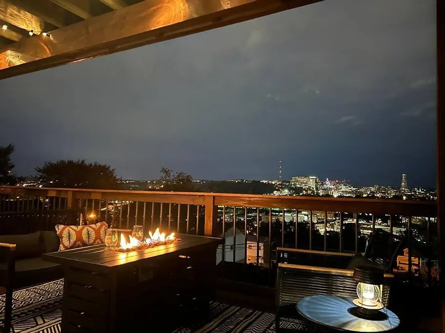 City Skyline - Outside Decks - Contemporary Πίτσμπουργκ Σπίτι διακοπών